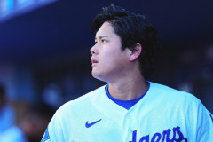 ドジャース幹部、大谷翔平に”苦言”「大谷は「チームの勝利に貢献できるならなんでもやる」と「毎回同じ」返答が返ってくる」