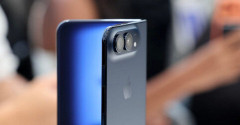 【IT】iPhoneはもはや周回遅れのスマホに…各社が「折りたたみスマホ」の開発に躍起になる納得の事情