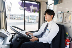 【悲報】バス運転士ぼく、今日も元気に休日出勤してきたぞｗｗｗｗｗｗｗｗｗｗ