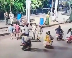 【動画】人は打ち所が悪ければこんな転倒でも死んでしまう。