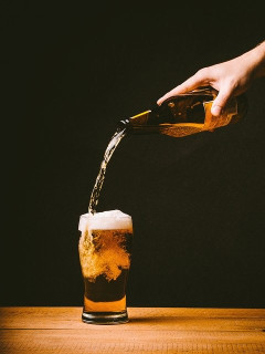 ビール好きって初めて飲んだ時からうまいと思ってたの？