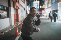 【衝撃】中学生10人「止まれ！なん逃げよるんか！」 → 窃盗犯のジジイ（64）、チャリ部隊に猛追された結果・・