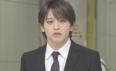 女の顔を殴って逮捕されたtimelesz猪俣周杜、釈放される