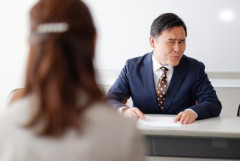 【悲報】ワイ、会社面接でボロカス言われる