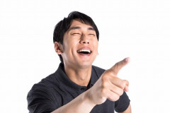 素人さん「こんなロゴ俺でも作れるわｗ」ロゴデザイナー「…ｗ」