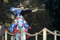 【悲報】戦国時代の🏹弓矢ってバカにされがちだけど結構ヤバい武器だぞ