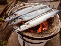 【家を建てる方へ】魚を七輪で焼いてみよう！ビールを飲みながら最高だね！