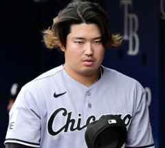 村上宗隆(26) 打率.209  35本塁打 77打点 OPS.834 ← これ
