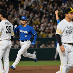 パ･リーグ H 10-3 L  ホークス連勝 上沢6回1失点、柳町2号、山本祐大3号3ラン、栗原39号3ラン 西武連敗ネビン退場   #野球