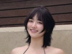 【画像】この女のバスト、デカすぎて法律スレスレwwwwwwww