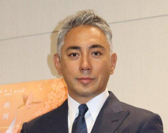 【悲報】市川團十郎さん（48）、主演映画「襲名」大阪・名古屋の舞台あいさつを体調不良で欠席してしまう・・・・・・・・・
