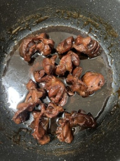 砂肝をみりん醤油砂糖で煮てコーティング😋（※画像あり）