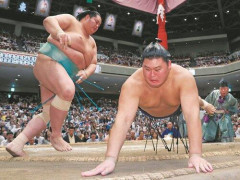 【悲報】横綱・大の里、2連敗で痛恨3敗目…賜杯の行方は千秋楽へ