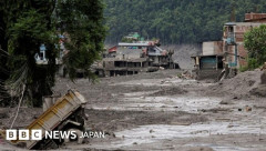 ネパール土石流、６０００人超が行方不明も捜索打ち切り😨