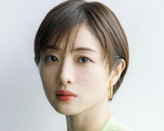 【画像】石原さとみそっくりのマスク美女がマスクを外した結果wwwwwww