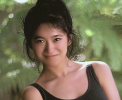 【悲報】女優の和久井映見さん(55)、なんか違う感じになる・・・