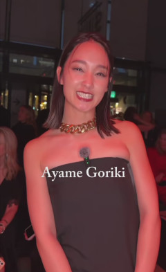 【画像】剛力彩芽さん(33)お●ぱいが溢れ出てしまうｗ
