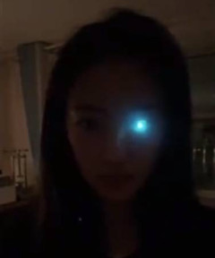【画像】義眼がギラギラ光る男、現るｗｗｗｗ その理由がこれｗｗｗｗ