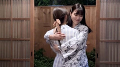 芳根京子が乃木坂46・小川彩にハグ!“関谷家”クランクインに「尊い…!」「初日から炸裂してて最高」『波うららかに、めおと日和』