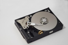 ぼく家のHDD、12年と244日と7時間で異常発生