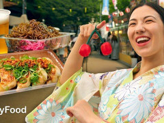 外国人「この祭りは本当に素晴らしい！」Shizukaが日本の夏祭りを楽しんでる