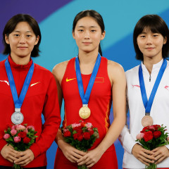 北口榛花が女子やり投で銀 62m70も、70m超の大会記録の18歳中国人に及ばず 銅の武本紗栄とW表彰台   #陸上／アジア大会 |  男子の今シーズンベストが73メートルだから相当やばいぞ