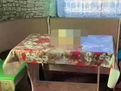 テーブルの上にカゴが置いてあった。それ、使い方がちがうよ！ → ま、いいか…