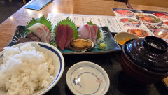 【画像】東京の刺身定食1個の値段、さすがに限界突破ｗｗｗｗｗｗｗｗｗｗｗｗ