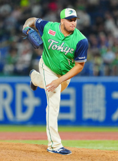 ヤクルト、キハダ帰国