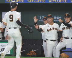 打線強化急務の巨人が今オフ、トレード獲得に舌なめずりする日本ハム2選手の名前