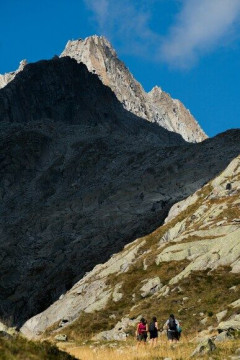 日帰り里山で何を詰めたら8キロになるんだ？