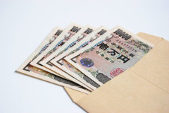 皆さんはお小遣いでどんなもの買っていますか？次の目標を考え中なので、参考にしたいです。