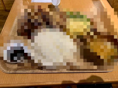 【画像】「ハンバーグ1.2kg定食を15分以内に完食で料金タダ！失敗したら罰金3000円