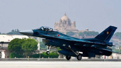 インドで空自F-2戦闘機がテイクオフ…日印共同訓練「ヴィーア・ガーディアン26」！