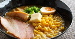 【悲報】３大ラーメンに要らない具「なると」「メンマ」「海苔」ｗｗｗｗｗｗｗｗｗｗ
