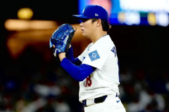 山本由伸(2026)「14勝9敗 防御率2.53 投球回185 奪三振率8.85 whip0.87」←これについての感想ｗｗｗｗｗｗｗｗ