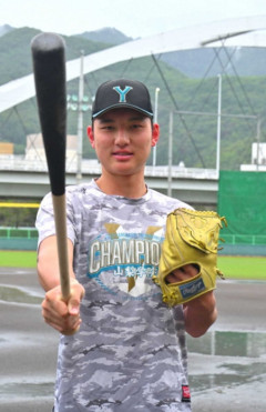 山梨学院・菰田陽生「二刀流」継続　面談プロ球団に意向表明「自分の可能性に挑戦してみたい」