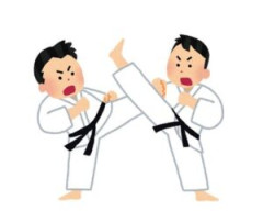 【動画】習いに来てる小学生をボコボコに殴る蹴る空手指導者www