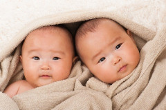 来月双子が生まれるんやが
