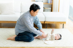 第一子のオムツ替えをしようとしたら嫁からダメ出しをされた