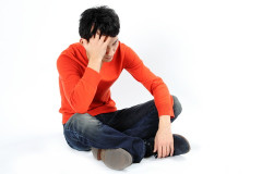 【キチ嫁】とうとうマジキチになったのか。家に誰かが侵入して嫌がらせすると言い張り、ヒステリーを起こしたり、過呼吸にもなったりしている…