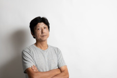 【愚痴】老人ホームで働いてるんだけど、同じ職員のおじさんが僕にばかり絡んでくるんだよな。