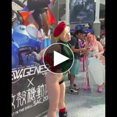 【動画あり】とんでもなくムホホな白人コスプレイヤー、発見されるｗｗｗｗｗｗｗｗ