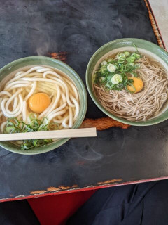 うどん←どこで食っても大差ない、そば←大差ありまくる
