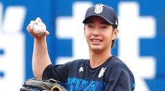 DeNA・度会隆輝、センターでの守備練習にも励む「どこでもしっかり守れるように準備していきたい」ドラフトで即戦力センターは指名しない可能性