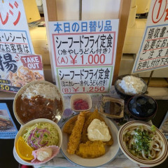 【画像】トラック運ちゃんの「ゴキゲンな朝飯」、ガチでアツいｗｗｗｗ