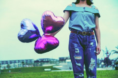 【画像】女さん、ヒップラインを矯正するのにヒップラインを強調するベルトが流行ってしまう♡♡♡♡♡♡♡
