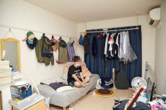 【悲報】日本さん、男が余りすぎて逝く