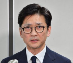 国分太一さんはなぜ男性スタッフのおチ●ポ写真が欲しがったのか...