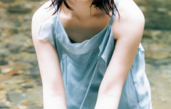 【画像】セクシー女優、『人間ピラミッド』を組んだ結果wwwwww